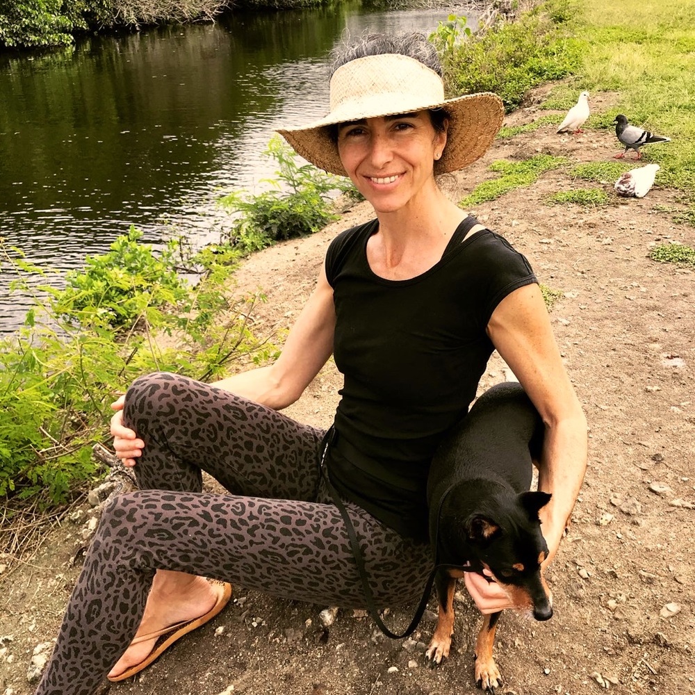 Meet your Posher, Simone